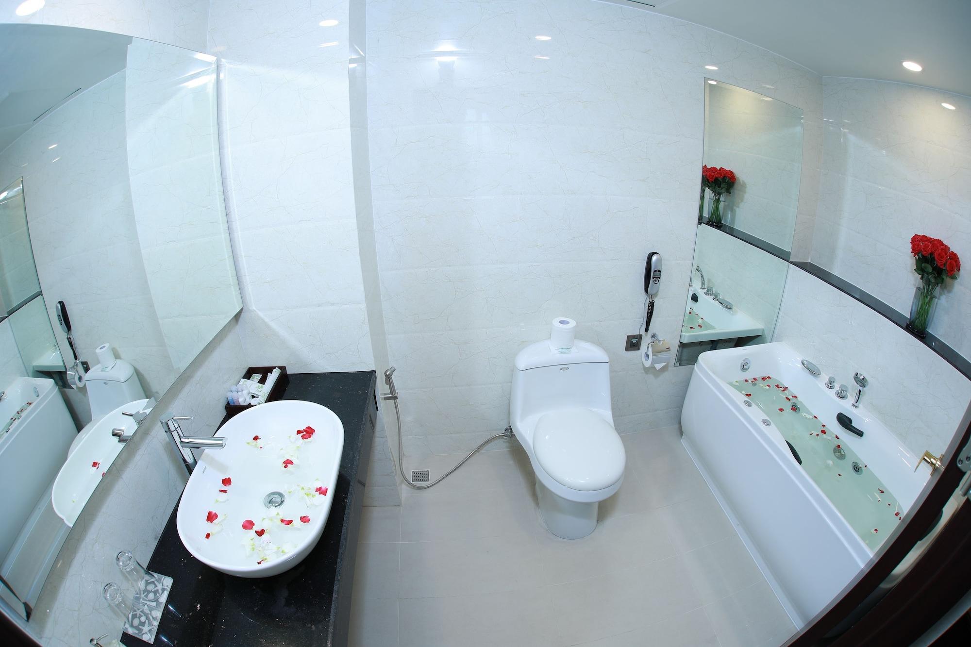 Rose Palace Hotel Янгон Экстерьер фото
